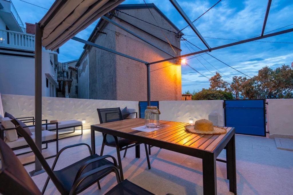 House Franulich Βίλα Stara Baška Εξωτερικό φωτογραφία